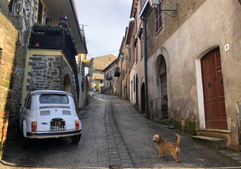 la via borgo cave